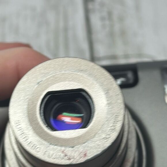 FujiFilm Endeavor 300ix Zoom APS Point and Shoot Film Camera - Picture 11 of 12